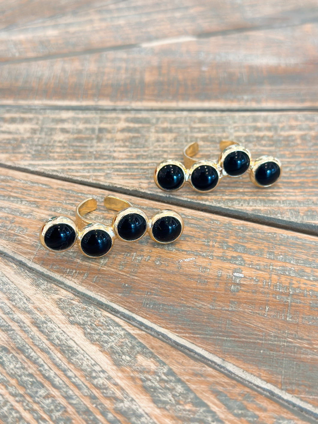Black Stone Ring Cuff