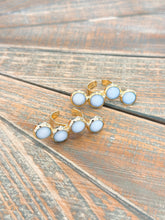 Load image into Gallery viewer, White Stone Ring Cuff