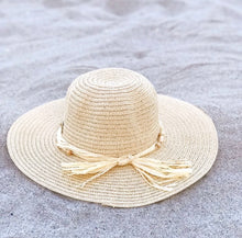 Load image into Gallery viewer, ‘Natural Element’ Wooden Beads Sun Hat