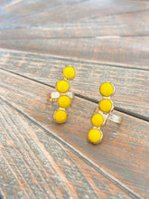 Load image into Gallery viewer, Yellow Pebble Ring