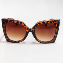 Load image into Gallery viewer, Tortoise &#39;Gigi&#39; Rose Gold Oversized Sunglass